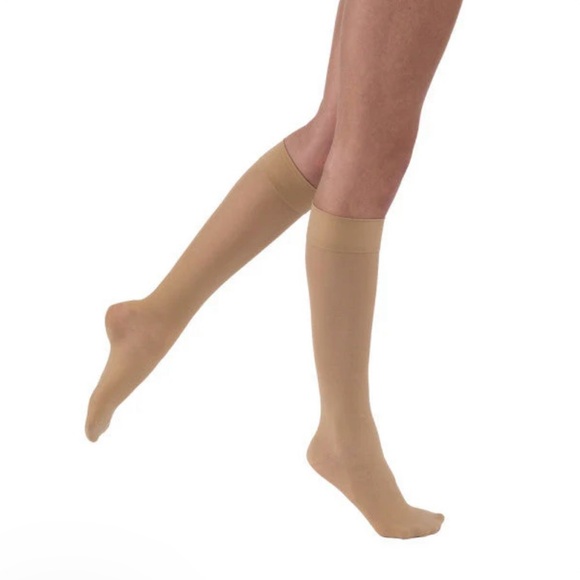 Jobst Ultrasheer Beige Knee High, 8-15 mmHg, Medium (women’s shoe size 7-9) - Picture 1 of 5